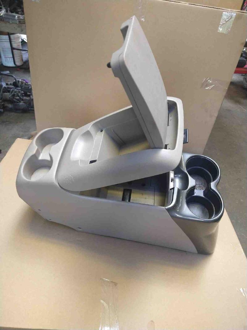 2004 - 2010 Toyota Sienna Center Console Assembly XLE ONLY Tan OEM 58810AE020B0