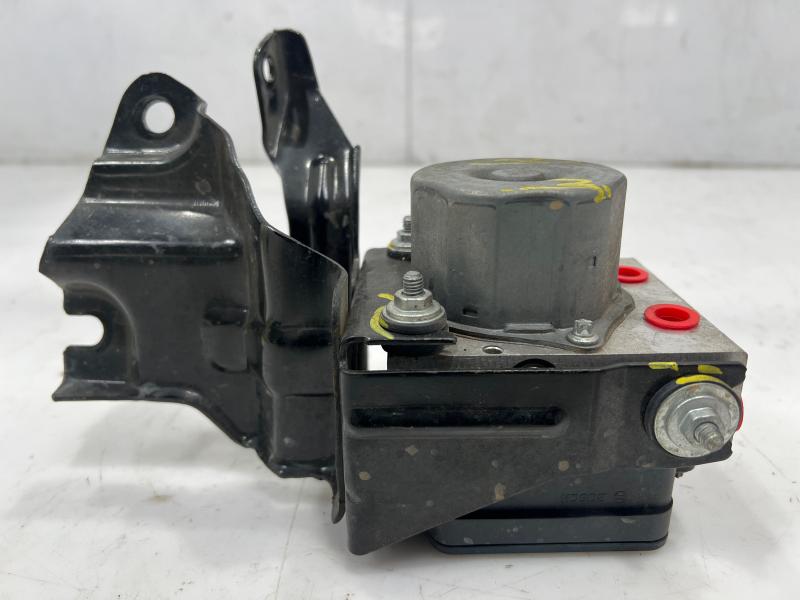 2015 Nissan Altima 2.5L ABS Anti Lock Brake Pump Modulator Assembly OEM 476609HM0A