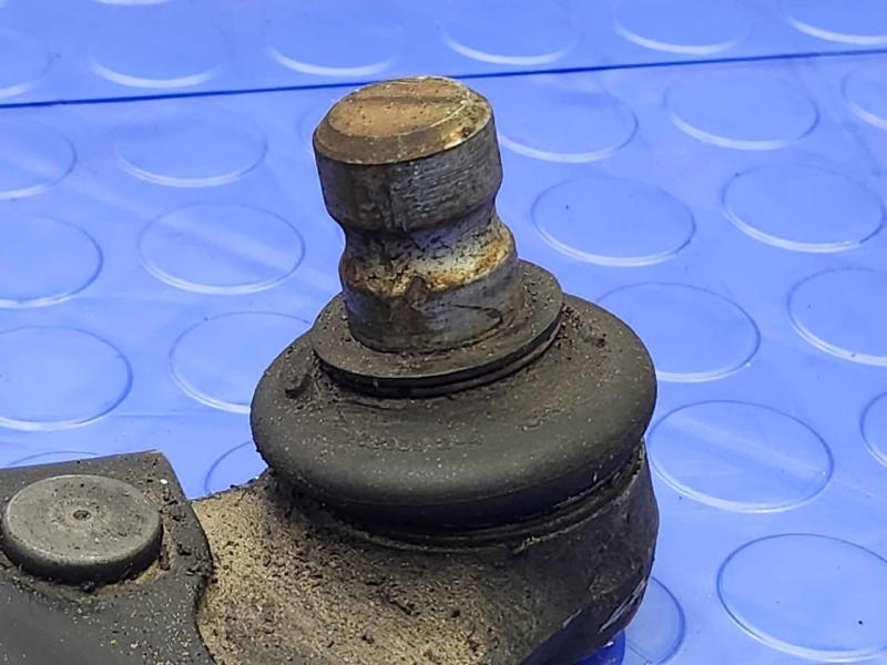 2013 Ford Escape Lower Control Arm Front