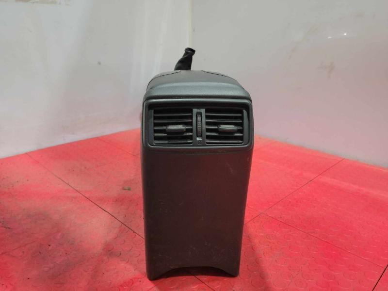 2017-2018 Nissan Rogue Sport Center Floor Console Assembly Black Leather OEM