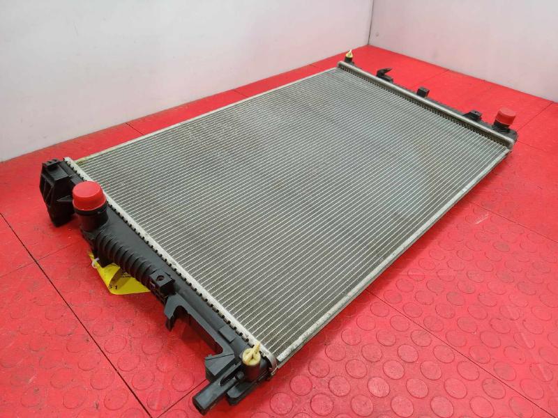 2016 Chrysler 200 Radiator