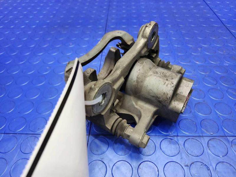 2014 Lexus IS 250 Caliper