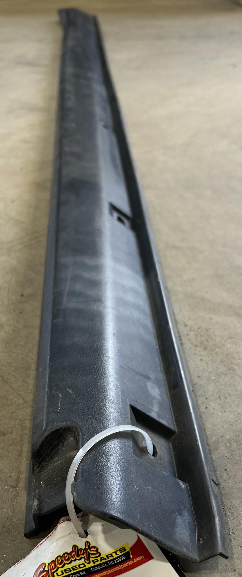 2006 Toyota 4Runner Rocker Moulding