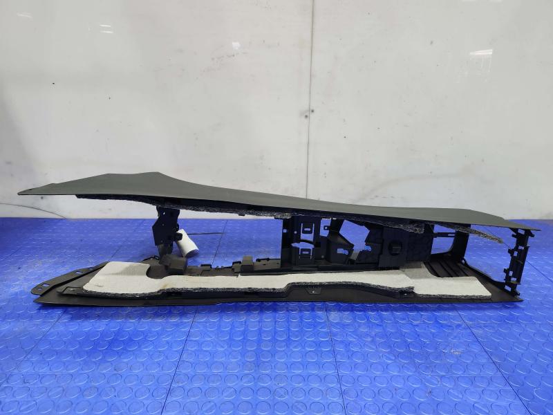 2017 BMW X1 Front Console