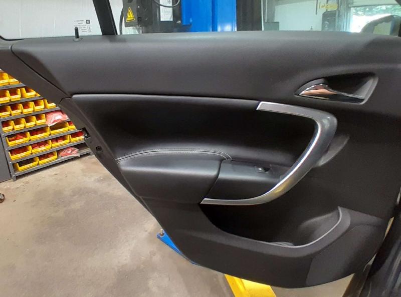 2015 Buick Regal Rear Door Trim Panel