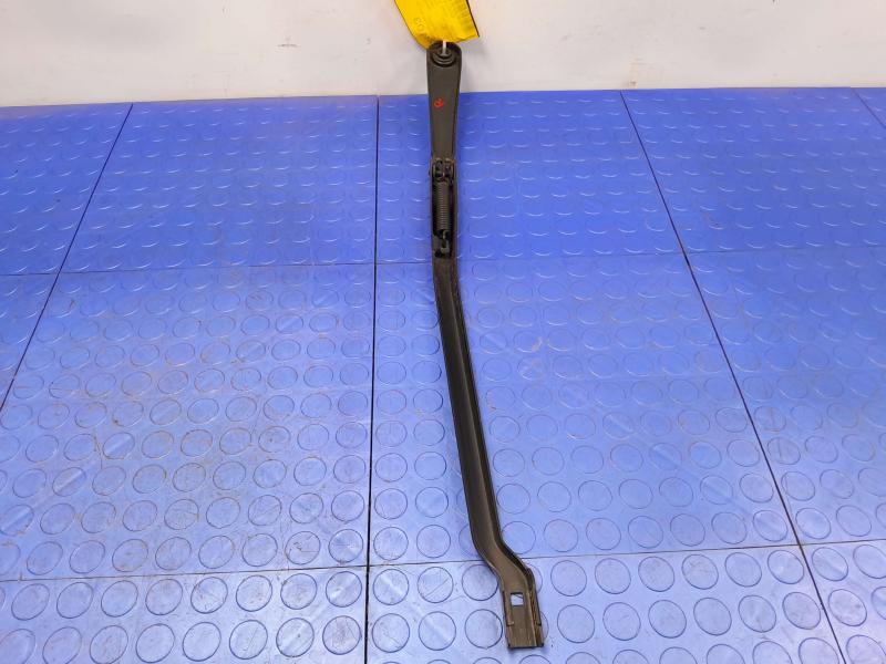 2018 BMW 740I Wiper Arm