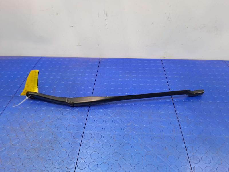 2018 BMW 740I Wiper Arm