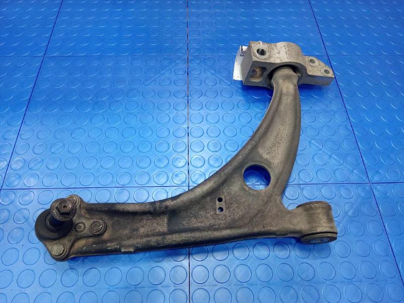 2006 Volkswagen Passat Lower Control Arm Front