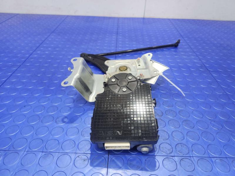 2011-2012 Infiniti QX56 Drive Assembly Power Back Door Genuine OEM 90560-1LA0A