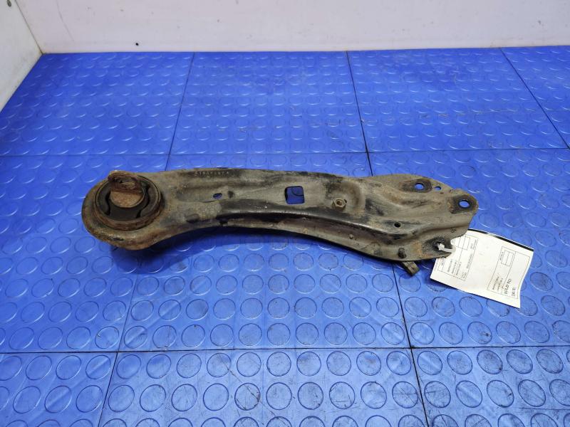 2009-2020 Dodge Journey OEM Rear Trailing Arm Right Passenger Side 68275401AC,RH
