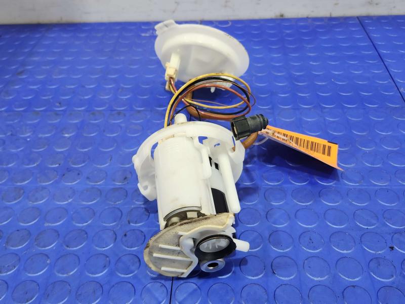 2017-2019 Audi Q7 3.0L OEM Tank Mounted Fuel Pump Assembly 4M0919087G