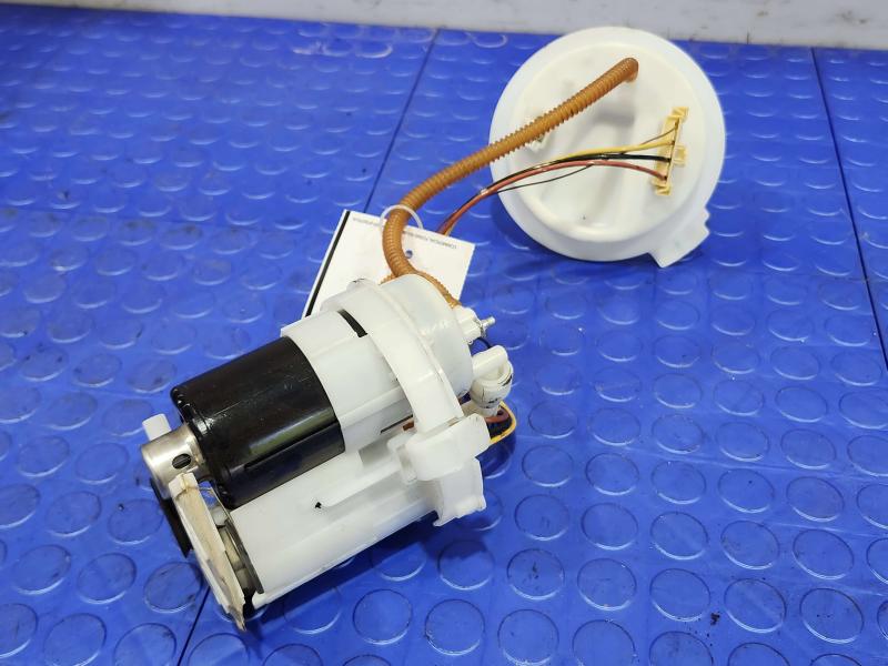 2017-2019 Audi Q7 3.0L OEM Tank Mounted Fuel Pump Assembly 4M0919087G