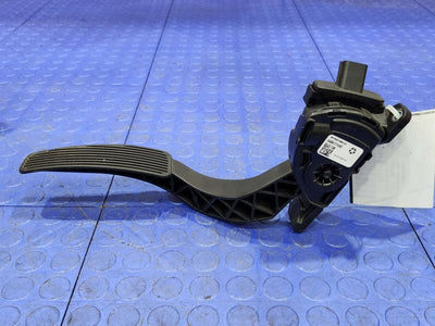 2013 Chrysler 300 Pedal Assembly