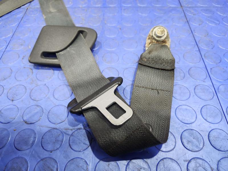2008 Subaru Legacy Rear Seat Belt