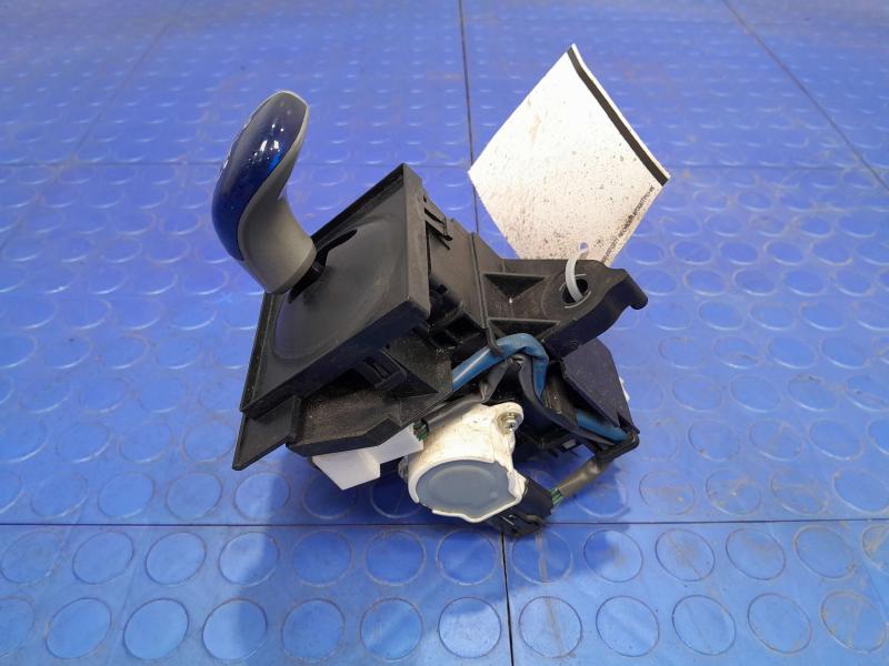 2010-2015 Toyota Prius Automatic Gear Shifter Assembly Genuine OEM 33550-47053