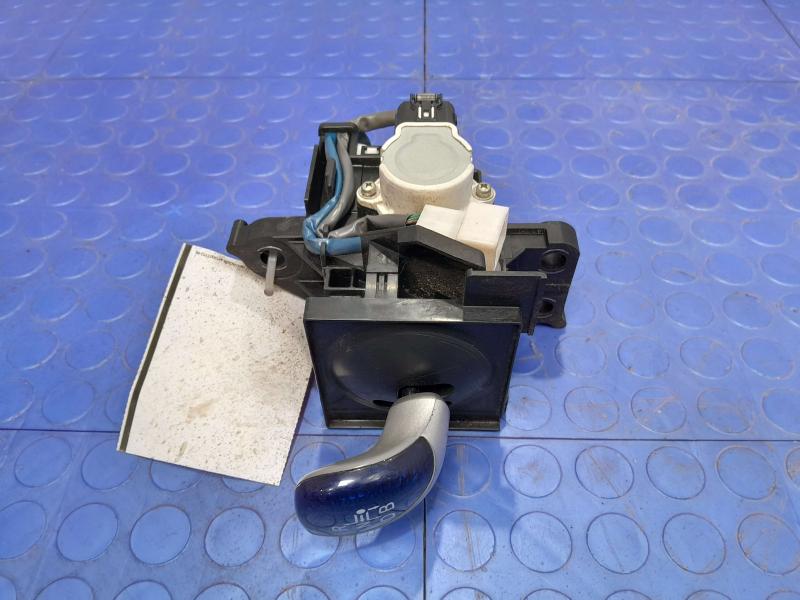 2010-2015 Toyota Prius Automatic Gear Shifter Assembly Genuine OEM 33550-47053