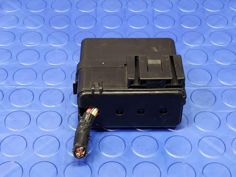 2013 Infiniti FX35 Engine Fuse Box