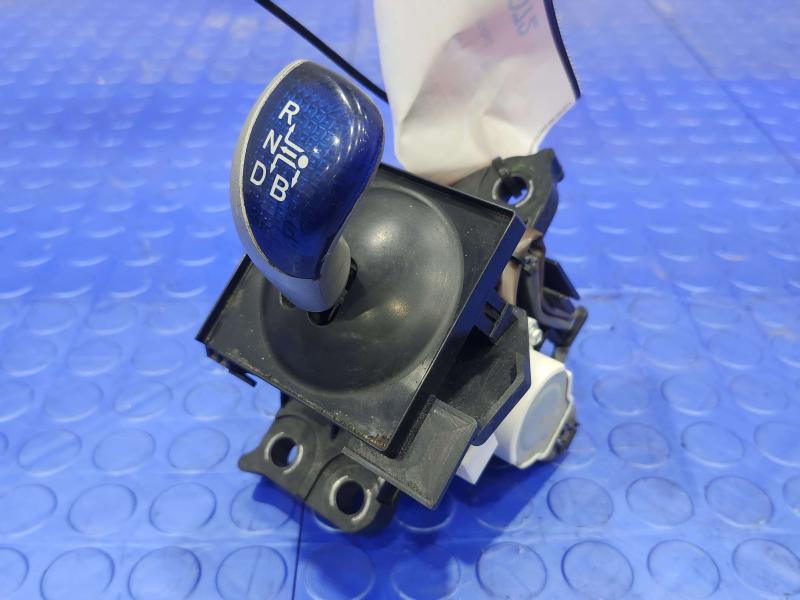 2010-2015 Toyota Prius Automatic Gear Shifter Assembly Genuine OEM 33550-47053
