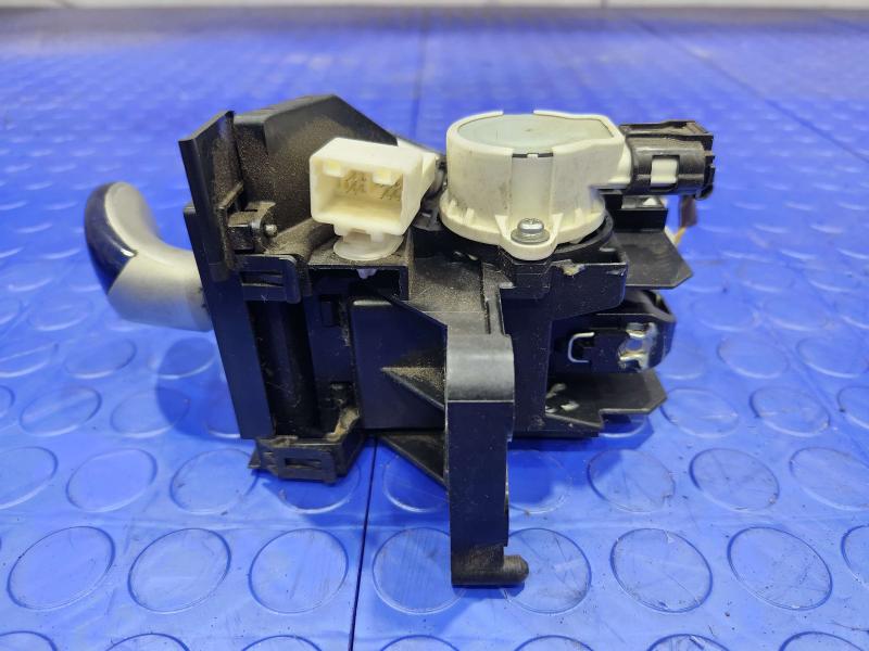 2010-2015 Toyota Prius Automatic Gear Shifter Assembly Genuine OEM 33550-47053