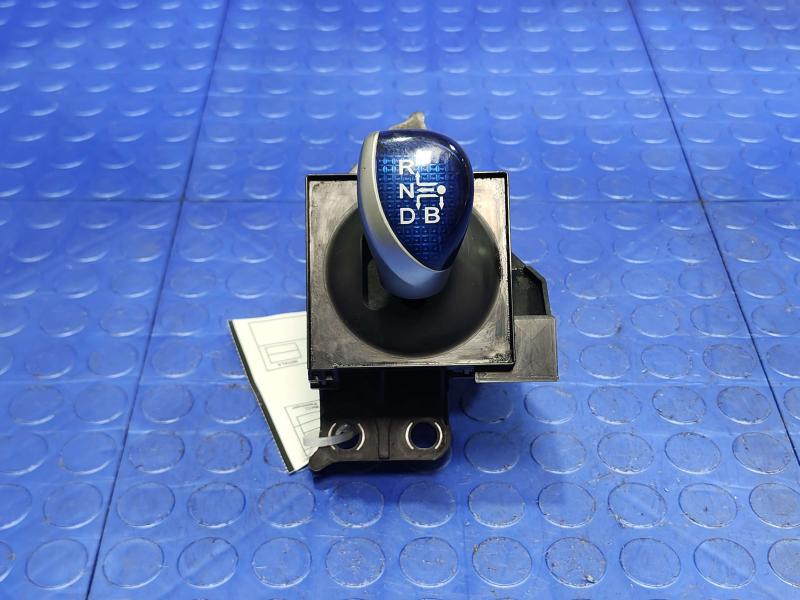 2010-2015 Toyota Prius Automatic Gear Shifter Assembly Genuine OEM 33550-47053
