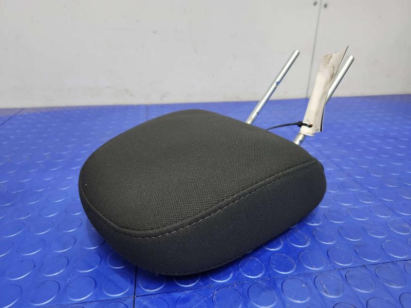 2012 Jeep Liberty Headrest