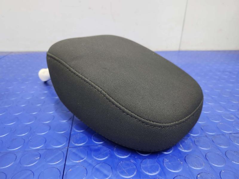 2012 Jeep Liberty Headrest