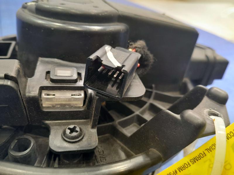 2011-2013 Jeep Wrangler Heater AC Blower Motor Assembly Genuine OEM 68089118AA