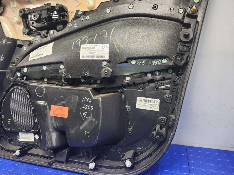 2018 Jeep Compass Front Door Trim Panel