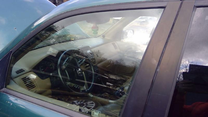 2003 - 2008 Honda Pilot Front Door Glass LH Driver Side OEM 73350S9V306
