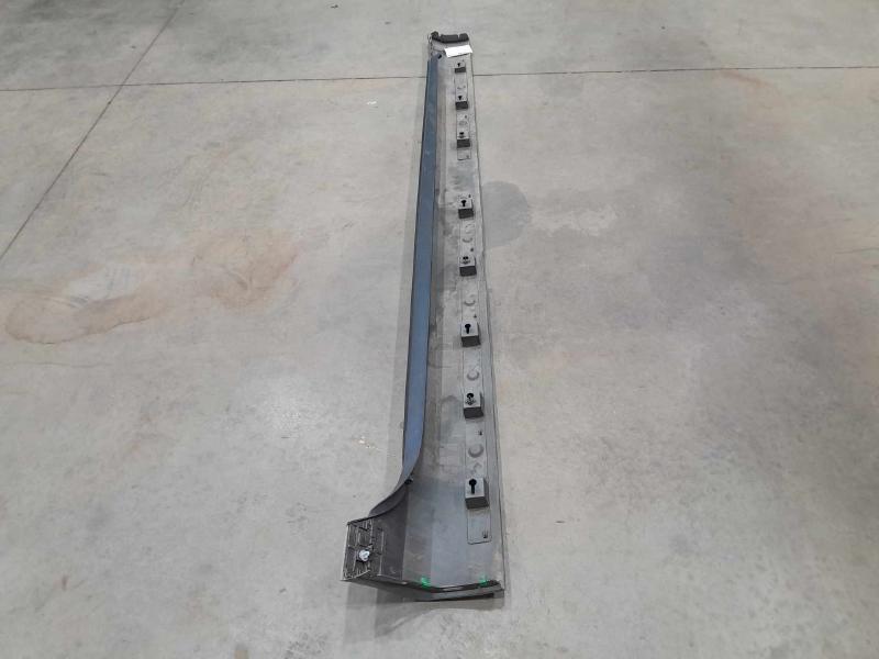 2018 Volvo S90 Rocker Molding Side Skirt Left Driver Side OEM 39844591,LH