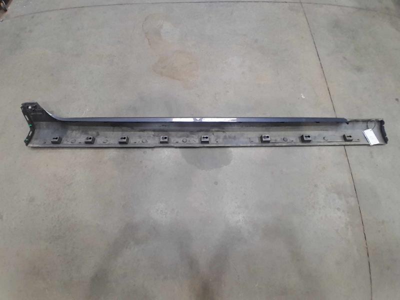 2018 Volvo S90 Rocker Molding Side Skirt Left Driver Side OEM 39844591,LH