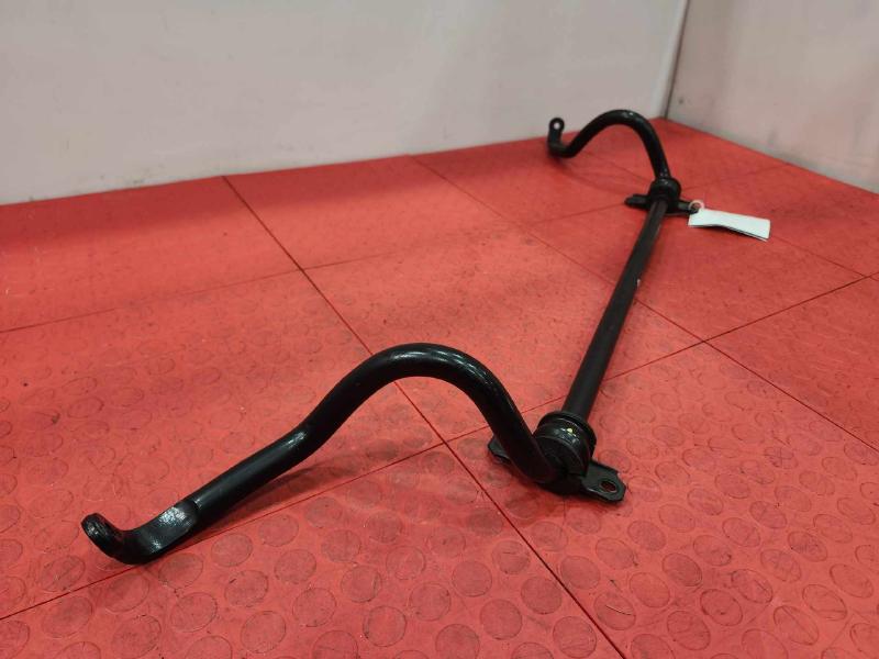 2018-2024 Nissan Kicks Front Stabilizer Bar Swaybar Genuine OEM 546115RL0B