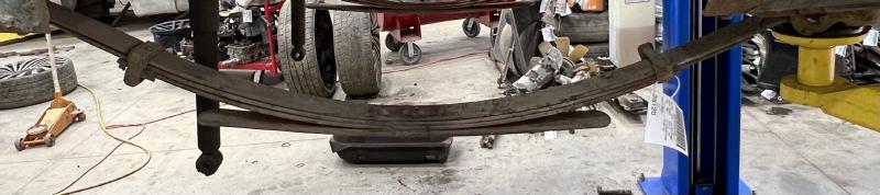 1982 - 1993 Chevrolet S10 Rear Leaf Spring - 4 Leaf OEM 15978567