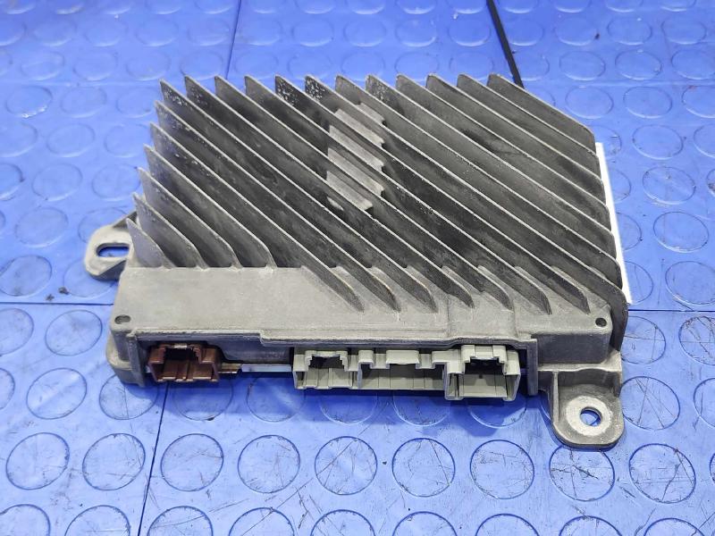 2017-2019 Cadillac XT5 Bose Radio Amplifier Genuine OEM Part 84503526