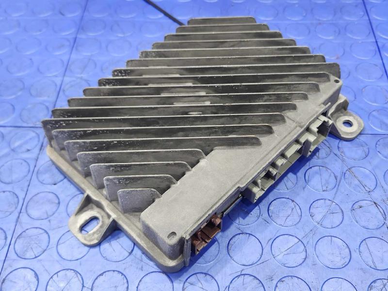 2017-2019 Cadillac XT5 Bose Radio Amplifier Genuine OEM Part 84503526