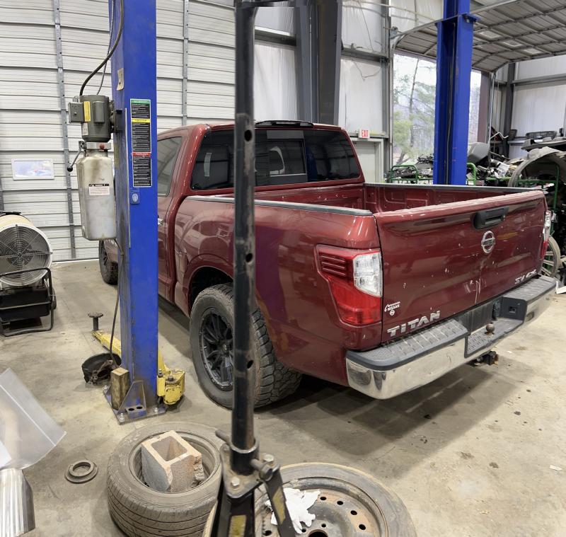 2019 Nissan Titan Air Bag
