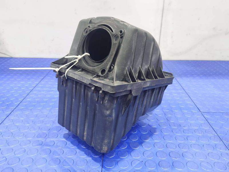 2004 Ford Explorer Air Cleaner