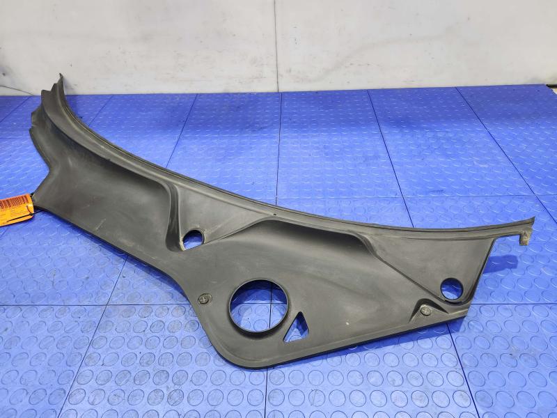 2015 Porsche Panamera Cowl