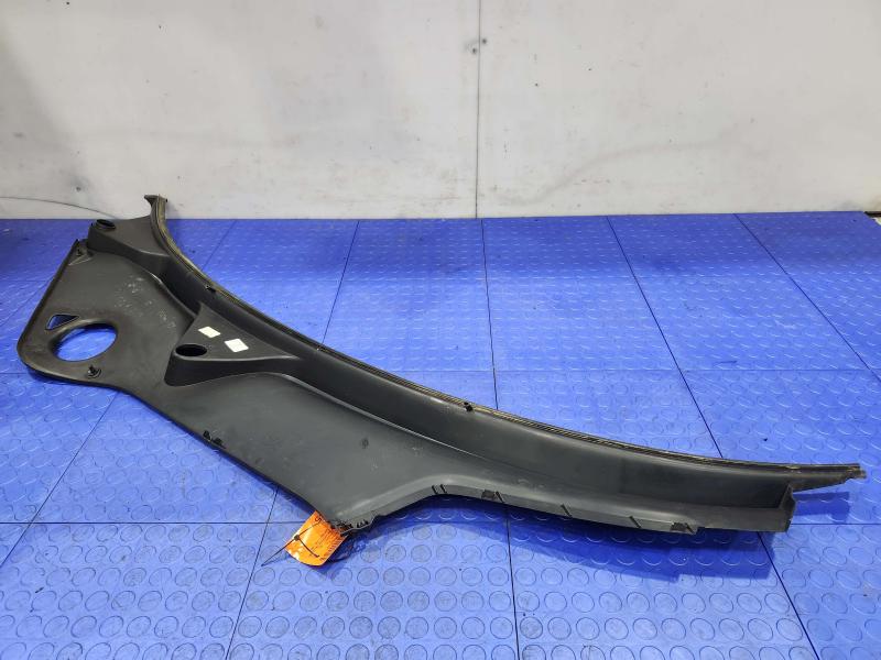 2015 Porsche Panamera Cowl