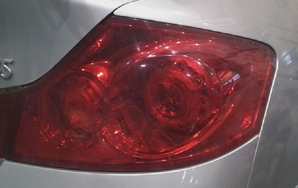 2008 Infiniti G35 Tail Light Assembly