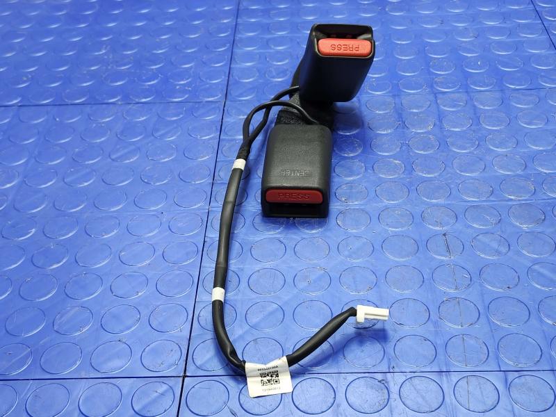 2025 Nissan Versa Rear Seat Belt