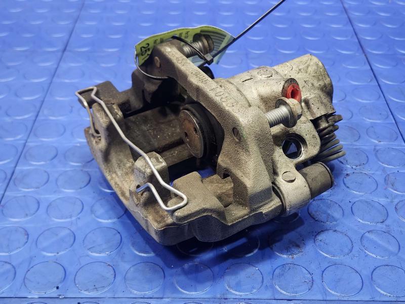 2016 Ford Focus Caliper