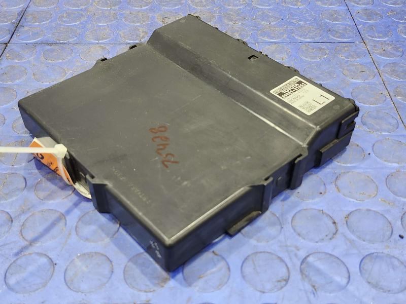 2017 Toyota Prius Chassis Brain Box