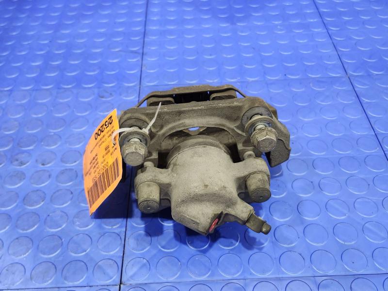 2008 BMW 128i Caliper