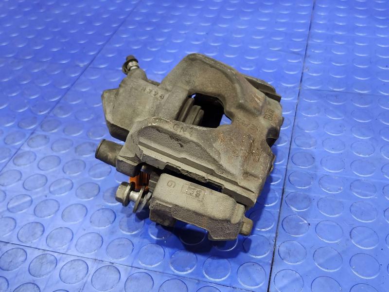 2008 BMW 128i Caliper