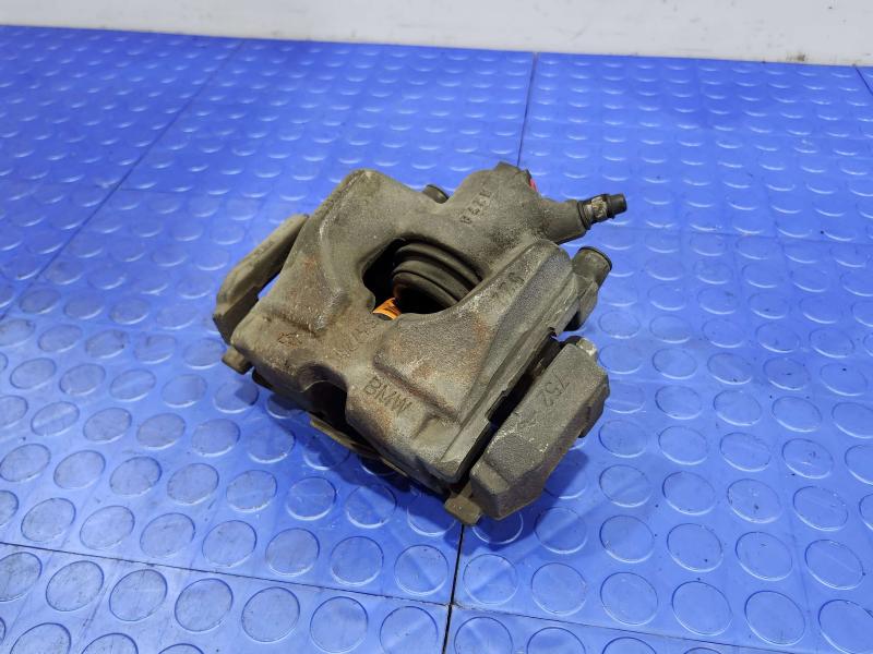 2008 BMW 128i Caliper