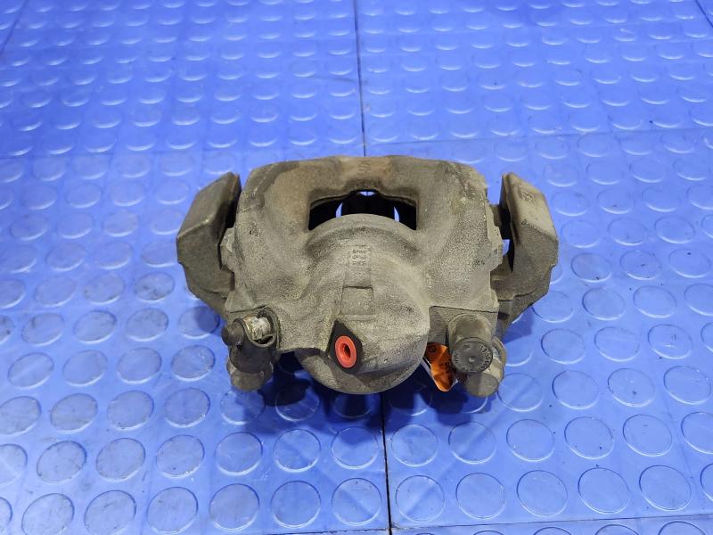 2008 BMW 128i Caliper