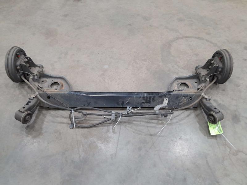 2014 - 2019 Nissan Versa 1.6L Rear Beam Axle Rear Suspension Assembly OEM 555013WC1B
