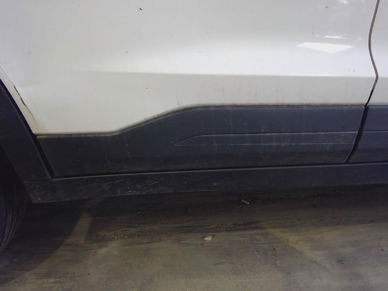 2020 Nissan Kicks Rear Door Moulding