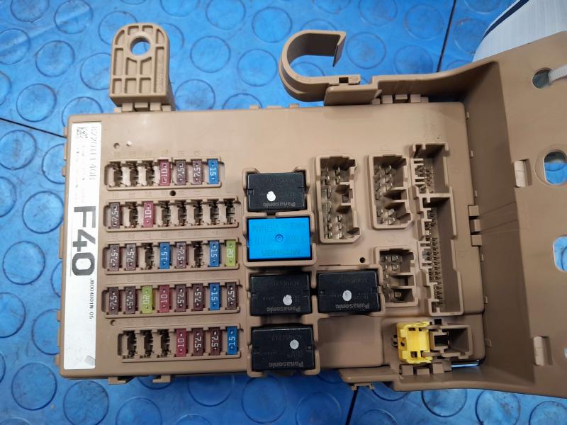 2017 Subaru Impreza Cabin Fuse Box Junction Block Left Genuine OEM 82201FL40B
